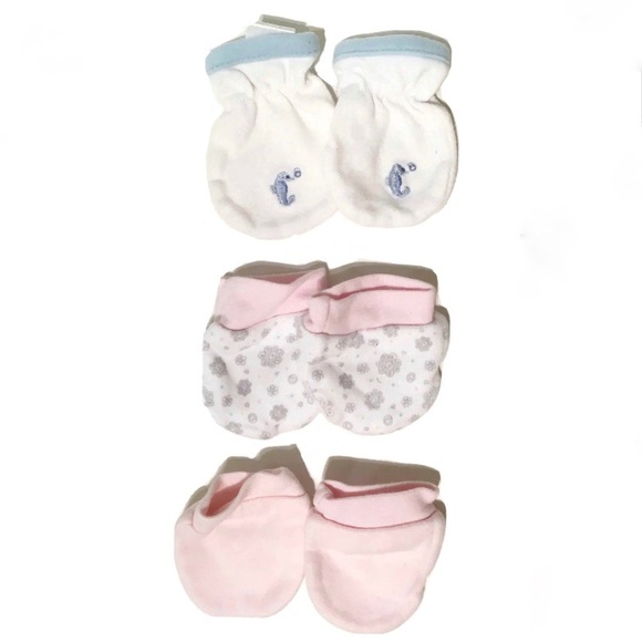 Care Bears Baby Infant Pullover Bib Wish Cheer Bear Wish Bear Girl Boy Pastel - Picture 12 of 12